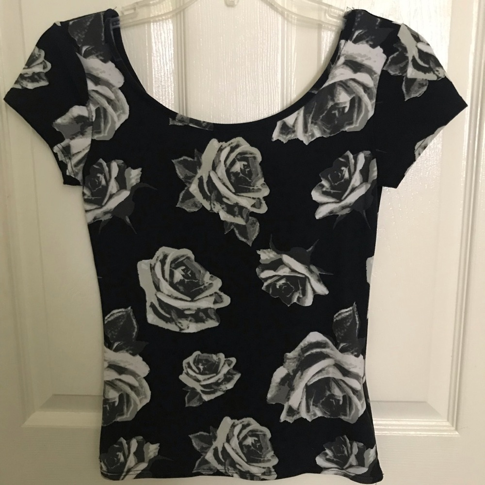 Black and white rose printed shirt